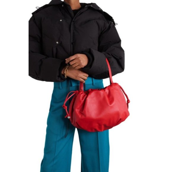 BOTTEGA VENETTA Bulb Medium Pouch Knot Red Calfskin Leather Clutch - Picture 4 of 12